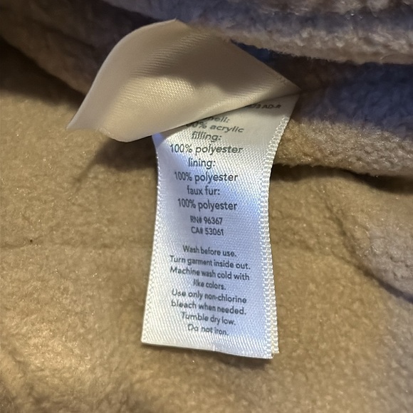 NWT Oshkosh B’gosh Kids 2T-4T Trapper Sherpa Winter Hat Knit Velcro Clasp - Picture 5 of 7